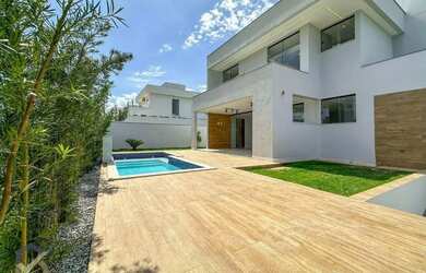 Imagem 5: Casa pronta para morar de Altíssimo Padrão 3 suítes, closet, piscina privativa, área gourm