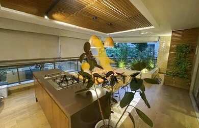 Imagem: O apartamento possui 3 Dormitórios, 5 Banheiros, 2 Vagas na