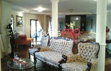 Imagem: O apartamento possui 4 Dormitórios, 5 Banheiros, 5 Vagas na