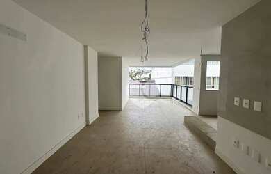 Imagem: O apartamento possui 3 Dormitórios, 3 Banheiros, 2 Vagas na