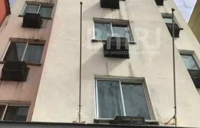 Imagem: O depósito possui 1350m² de Área e está localizado em Botafogo