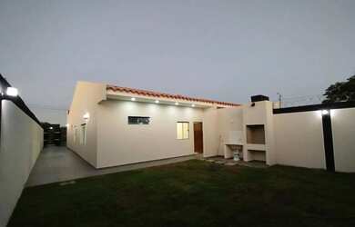 Imagem: A casa possui 3 Dormitórios e está localizado em Nossa Senhora