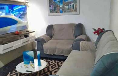 Imagem: A casa possui 2 Dormitórios, 2 Banheiros, 1 Vaga na garagem