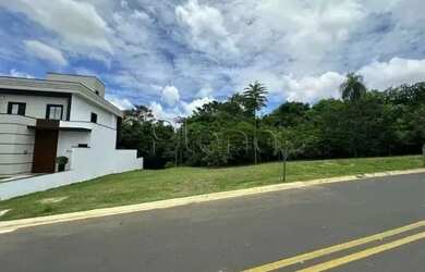 Imagem: O terreno possui 388m² de Área e está localizado em Jardim