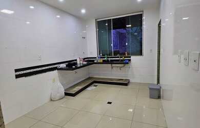 Imagem 7: Casa no Aeroporto. Varanda, Vista para o mar, Guarda roupae235m² de Área