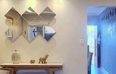 Imagem: A casa possui 3 Dormitórios, 4 Banheiros, 4 Vagas na garagem