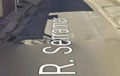 Imagem: A casa à venda possui 2 Dormitórios e 1 Banheiro e está localizado