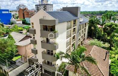 Imagem: O apartamento possui 1 Dormitório, 1 Banheiro, 1 Vaga na garagem