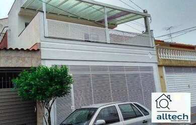 Imagem: A casa possui 3 Dormitórios, 3 Banheiros, 2 Vagas na garagem