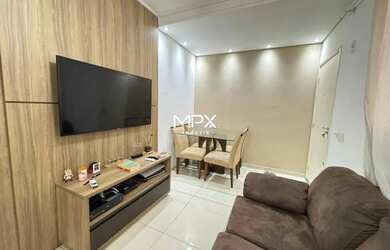 Imagem: O apartamento possui 2 Dormitórios, 1 Banheiro, 1 Vaga na garagem