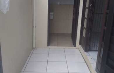 Imagem 4: Aluga-se Kitinet. 1 Banheiroe1 Dormitório