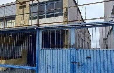 Imagem: O depósito possui 5 Vagas na garagem, 800m² de Área e está