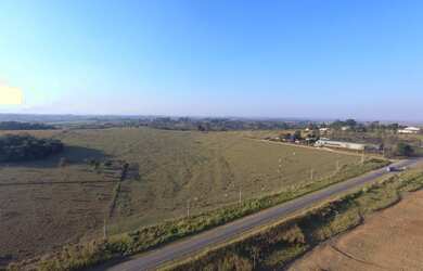 Imagem: O terreno possui 50.000m² de Área e está localizado em Centro