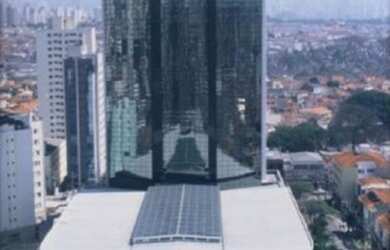 Imagem: O depósito possui 3 Vagas na garagem, 110m² de Área e está