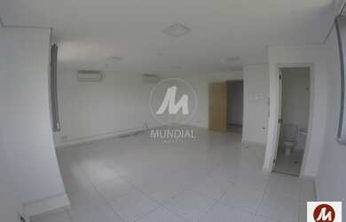 Imagem: O depósito possui 1 Vaga na garagem, 45m² de Área e está