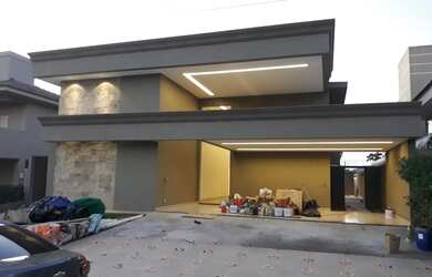 Imagem: A casa em condomínio possui 4 Dormitórios, 5 Banheiros, 4