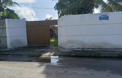 Imagem: O terreno possui 600m² de Área e está localizado em Malícia