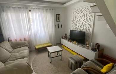 Imagem: A casa em condomínio possui 3 Dormitórios, 3 Banheiros, 2