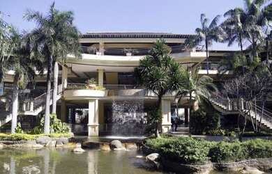 Imagem: O depósito possui 5 Vagas na garagem, 6.006m² de Área e