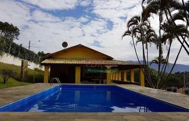 Imagem: A fazenda possui 2600m² de Área e está localizado em Joanópolis