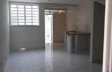 Imagem: A casa possui 2 Dormitórios, 2 Banheiros, 112m² de Área e