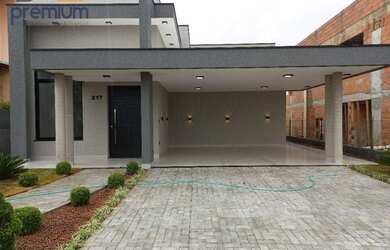 Imagem: A casa em condomínio possui 3 Dormitórios, 4 Banheiros, 4