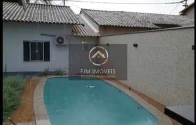 Imagem 10: Casa em Centro - Maricá. Piscina, Churrasqueira, VarandaeGuarda roupa