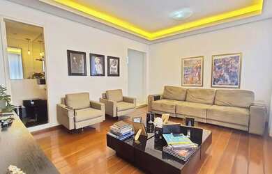 Imagem: O apartamento possui 4 Dormitórios, 4 Banheiros, 2 Vagas na