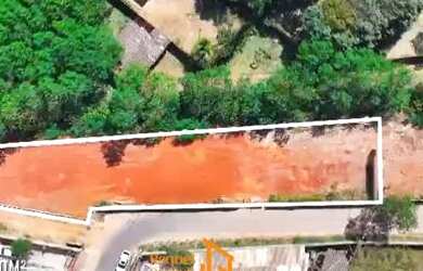 Imagem: O terreno possui 1.600m² de Área e está localizado em Guara