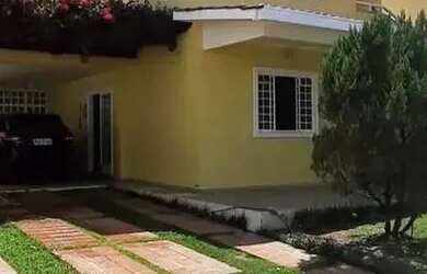 Imagem: A casa em condomínio possui 4 Dormitórios, 5 Banheiros, 4