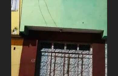 Imagem: A casa possui 2 Dormitórios, 1 Banheiro, 72m² de Área e