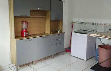 Imagem 15: Casa no Aleixo com 4 suítes, ideal para empresa ou residencial