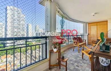 Imagem 2: Apto totalmente reformado de 200m2 com 4 dorm sendo 3 suites e 4 vagas...