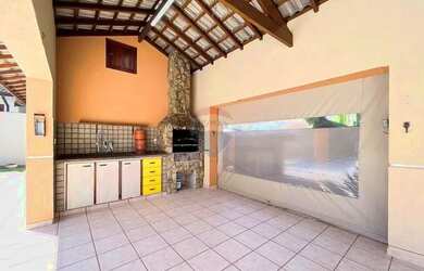 Imagem 5: Aluga-se casa térrea, com 4 suítes, ar condicionado, e piscina - Condomínio Vista Alegre S