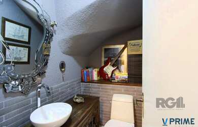 Imagem 6: Casa com 327m² de área privativa, oferecendo 3 dormitórios, sendo 3...