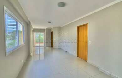 Imagem: O apartamento possui 2 Dormitórios, 2 Banheiros, 2 Vagas na