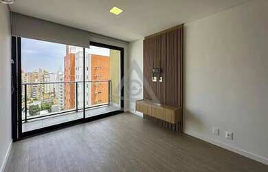 Imagem: O apartamento possui 1 Dormitório, 1 Banheiro, 1 Vaga na garagem