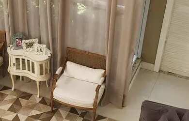 Imagem: A casa em condomínio possui 4 Dormitórios, 5 Banheiros, 3