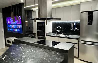 Imagem: O apartamento possui 2 Dormitórios, 2 Banheiros, 1 Vaga na