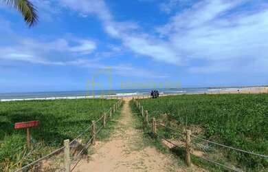 Imagem: A casa possui 5 Dormitórios, 5 Banheiros, 4 Vagas na garagem