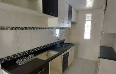 Imagem: A casa possui 3 Dormitórios, 2 Banheiros, 3 Vagas na garagem