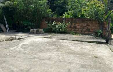 Imagem 4: Ponto comercial, casa e quintal