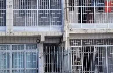 Imagem: O depósito possui 527m² de Área e está localizado em Siqueira