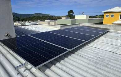 Imagem 7: EXCLUSIVIDADE E ECONOMIA CASA NOVA COM PÉ-DIREITO DUPLO E SISTEMA SOLAR...