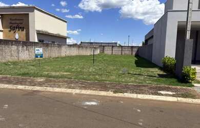 Imagem 3: Terreno amplo à venda no Condomínio Safira - Foz do Iguaçu/PR