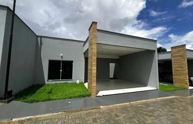 Imagem: A casa em condomínio possui 2 Dormitórios, 2 Banheiros, 3