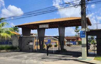 Imagem: A casa em condomínio possui 4 Dormitórios, 5 Banheiros, 4