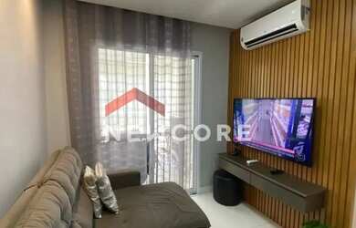 Imagem: O apartamento possui 2 Dormitórios, 1 Banheiro, 1 Vaga na garagem