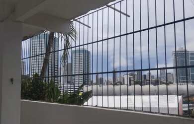 Imagem: A casa possui 2 Dormitórios, 1 Banheiro e está localizado