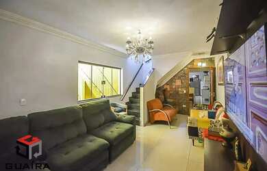 Imagem: A casa possui 3 Dormitórios, 4 Banheiros, 1 Vaga na garagem